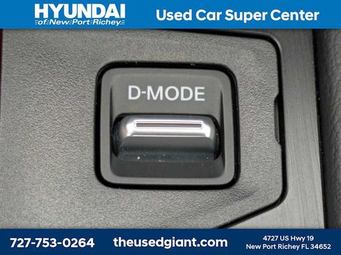 Used 2025 Nissan Kicks SR FWD image 24