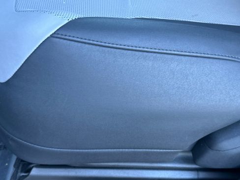 Certified 2025 Land Rover Range Rover Sport SV Edition Two image 17