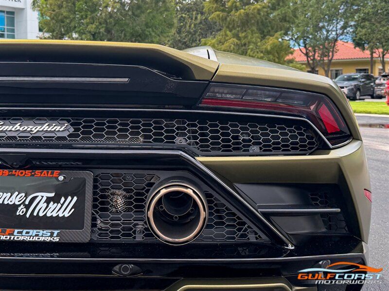 Used 2022 Lamborghini Huracan EVO RWD image 46