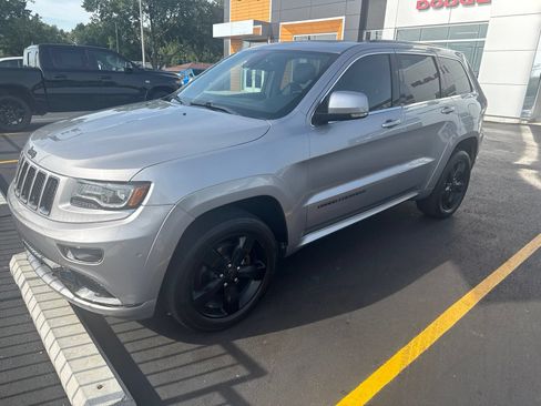 Used 2015 Jeep Grand Cherokee High Altitude AWD/4WD image 2