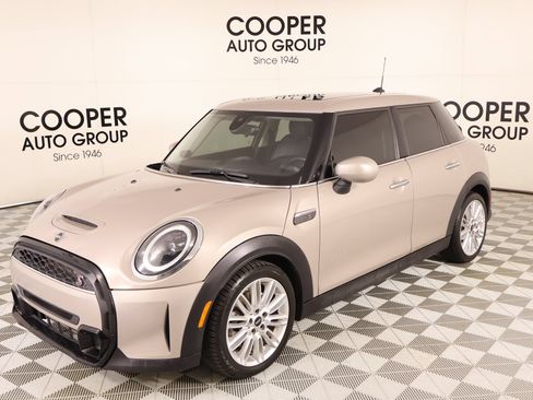 Used 2023 MINI Cooper S w/ Premium Package FWD image 10