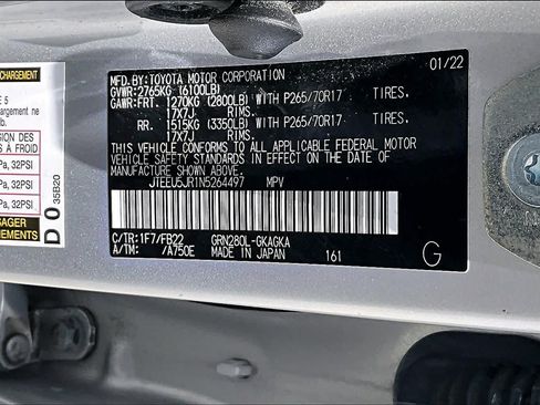 Used 2022 Toyota 4Runner SR5 RWD image 33