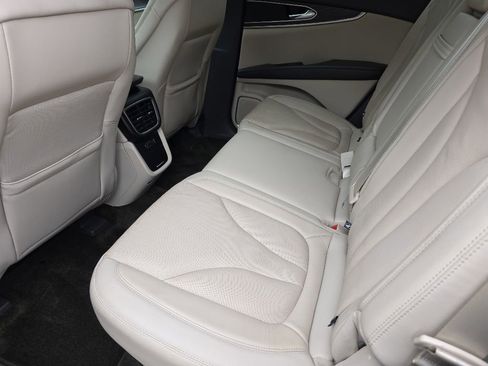 Used 2017 Lincoln MKX Reserve w/ Lincoln MKX Climate Package AWD/4WD image 13
