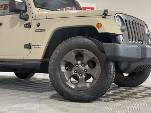 Used 2017 Jeep Wrangler Unlimited Sport AWD/4WD image 27