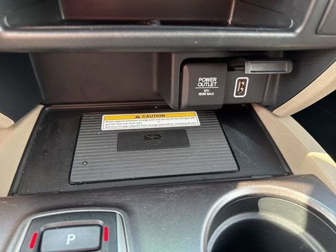 Used 2022 Honda Pilot Special Edition image 44