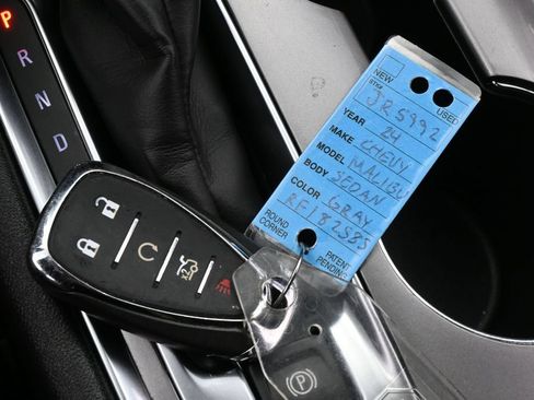 Used 2024 Chevrolet Malibu LT FWD image 23