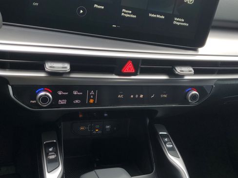 New 2026 Kia Sorento S image 20