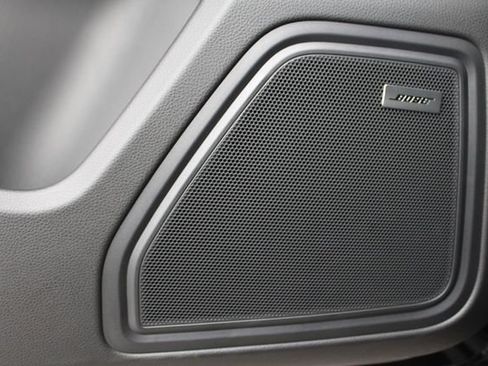 Certified 2026 Porsche Macan AWD/4WD image 15