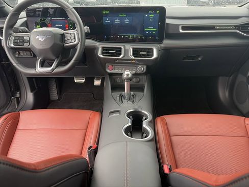 Used 2025 Ford Mustang Premium RWD image 12