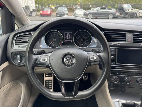 Used 2019 Volkswagen Golf Alltrack S AWD/4WD image 26