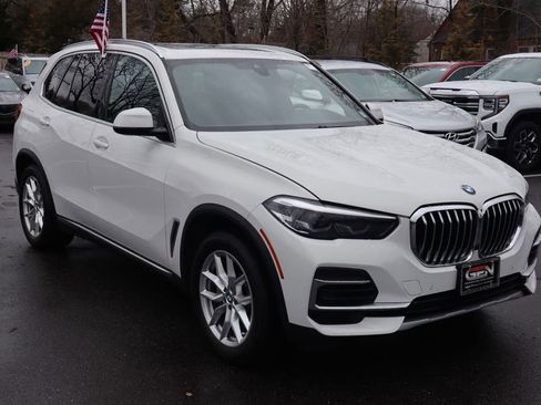 Used 2023 BMW X5 xDrive40i w/ Premium Package image 1