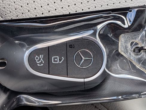 New 2026 Mercedes-Benz GLC 300 300 image 38