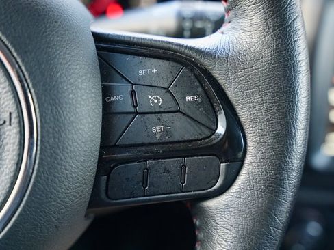 Used 2022 Jeep Renegade Trailhawk image 17