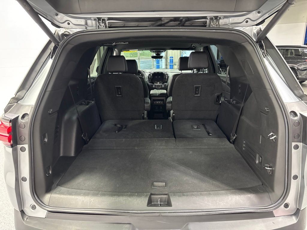 Used 2023 Chevrolet Traverse LT w/ LT Premium Package AWD/4WD image 51