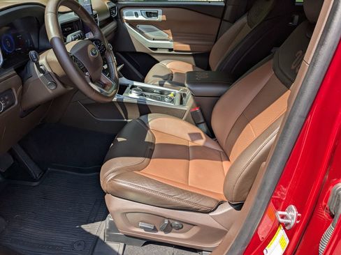 Certified 2022 Ford Explorer King Ranch w/ Premium Technology Package AWD/4WD image 12