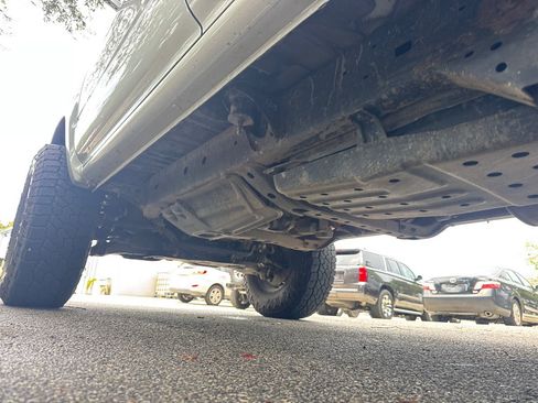 Used 2000 Toyota 4Runner SR5 AWD/4WD image 15