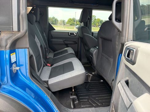 Used 2022 Ford Bronco 4-Door AWD/4WD image 29