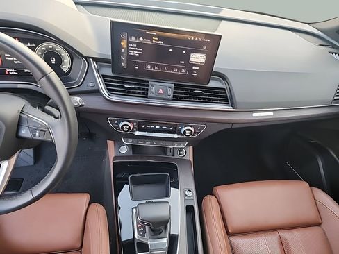 Used 2022 Audi Q5 2.0T Prestige image 18