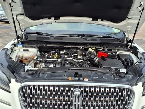 Certified 2022 Lincoln Corsair Reserve w/ Equipment Group 201A image 3