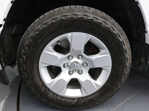 Used 2023 RAM 1500 Big Horn AWD/4WD image 21