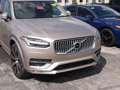 Used 2023 Volvo XC90 B6 Ultimate w/ Protection Package Premier AWD/4WD image 2