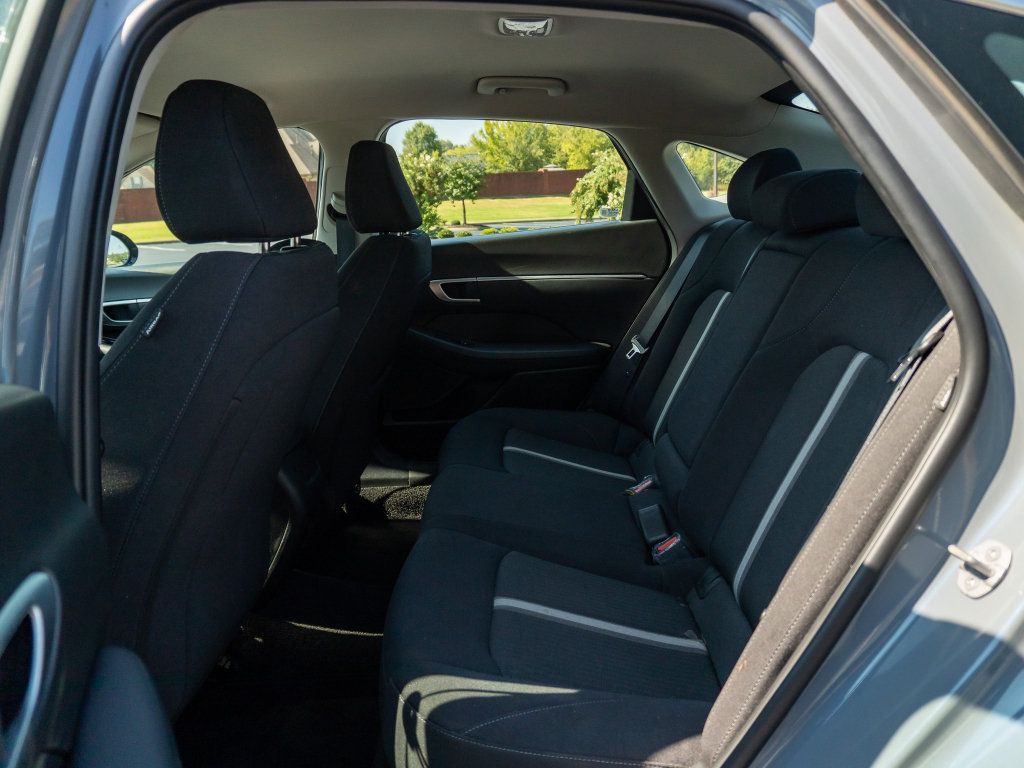 Used 2025 Hyundai Sonata SEL FWD image 14