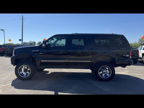 Used 2005 Ford Excursion Limited AWD/4WD image 8