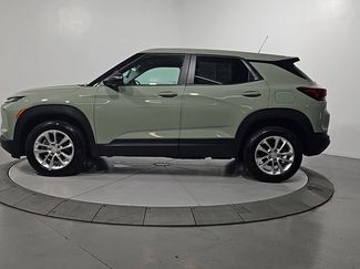 Used 2025 Chevrolet TrailBlazer LS w/ LS Convenience Package AWD/4WD video 2