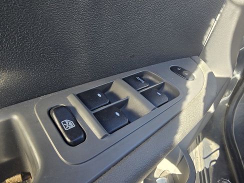 Used 2009 Chevrolet Malibu LS image 25