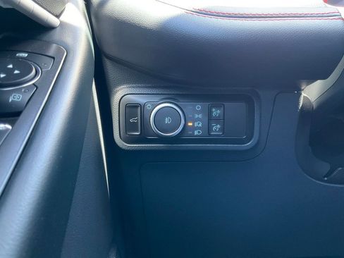 Used 2026 Ford Explorer ST-Line w/ ST-Line Street Pack image 43