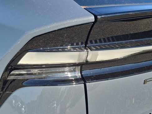 New 2026 Toyota Prius XSE image 15