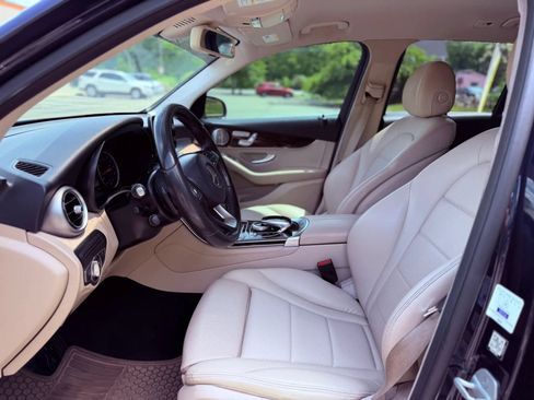 Used 2016 Mercedes-Benz GLC 300 image 13