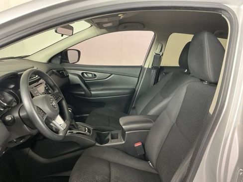 Used 2018 Nissan Rogue Sport S FWD image 10