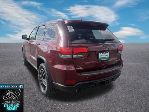 Used 2017 Jeep Grand Cherokee Trailhawk image 7
