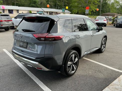 Used 2023 Nissan Rogue Platinum w/ Platinum Premium Package FWD image 5