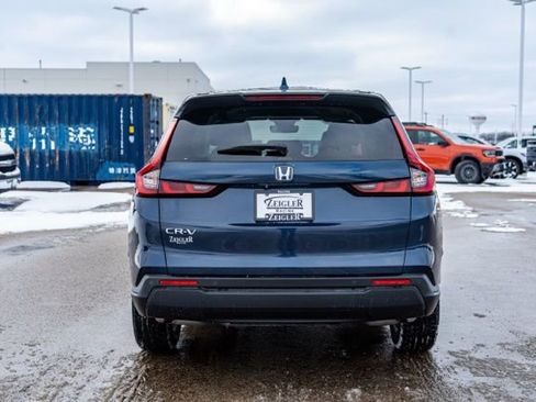 Used 2025 Honda CR-V EX-L image 6