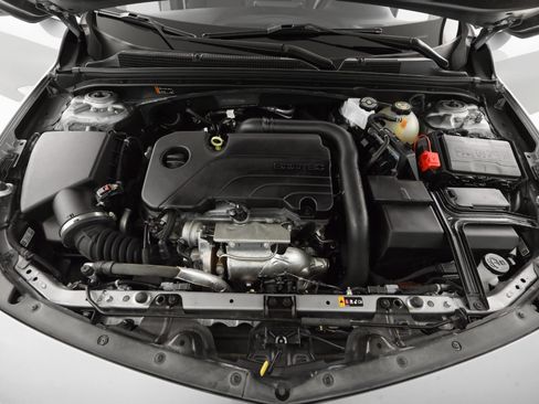 Used 2023 Chevrolet Malibu LT image 37