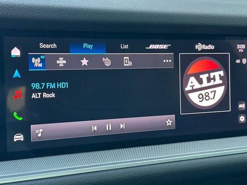 Used 2025 Porsche Cayenne image 18