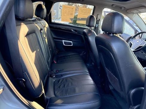 Used 2015 Chevrolet Captiva Sport LT w/ Convenience Package image 24