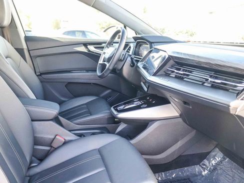 Used 2023 Audi Q4 e-tron Premium Plus RWD image 17