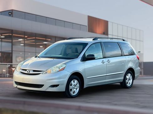 Used 2006 Toyota Sienna LE FWD image 5