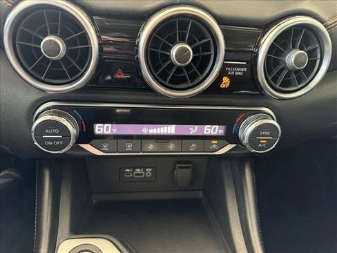 Used 2022 Nissan Sentra SR FWD image 19