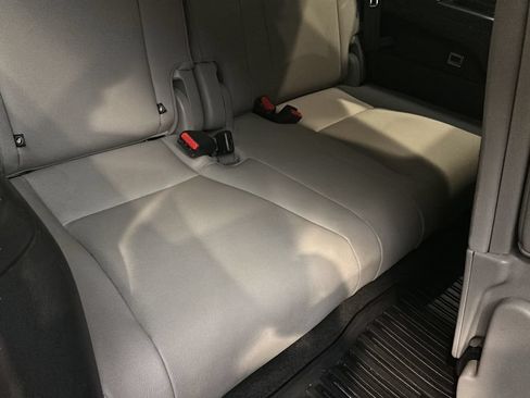 Used 2019 Honda Pilot Touring image 18