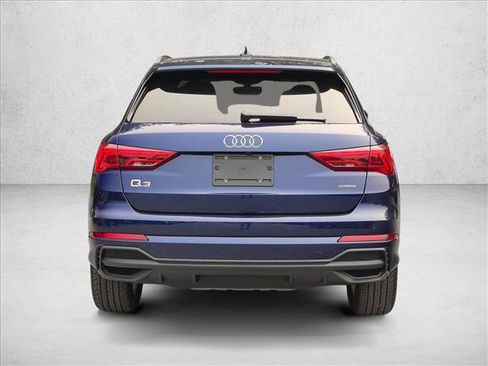 Certified 2025 Audi Q3 2.0T Premium w/ Convenience Package AWD/4WD image 7