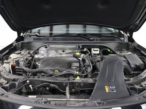 Used 2025 Buick Envista Sport Touring FWD image 6