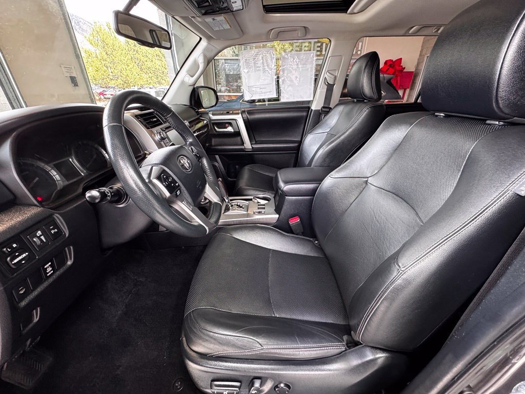 Used 2018 Toyota 4Runner Limited AWD/4WD image 17