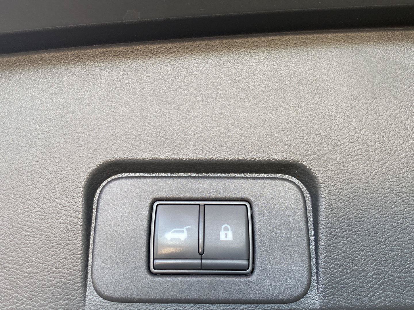 Certified 2023 Nissan Rogue SL w/ SL Premium Package AWD/4WD image 11