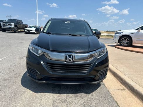 Used 2020 Honda HR-V LX image 2