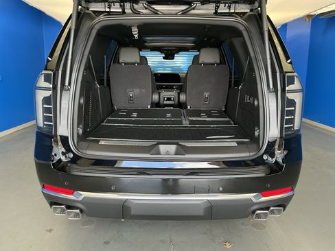 New 2026 Chevrolet Tahoe High Country w/ Sun And Tow Package AWD/4WD image 28