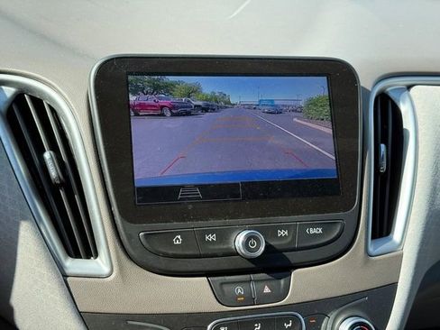 Used 2024 Chevrolet Malibu LT FWD image 24